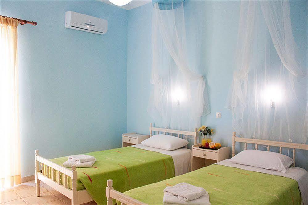 Bella Studios Benitses  Luaran gambar